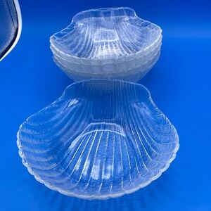 Set of 5 VTG clear glass clam scalloped snack candy bowls